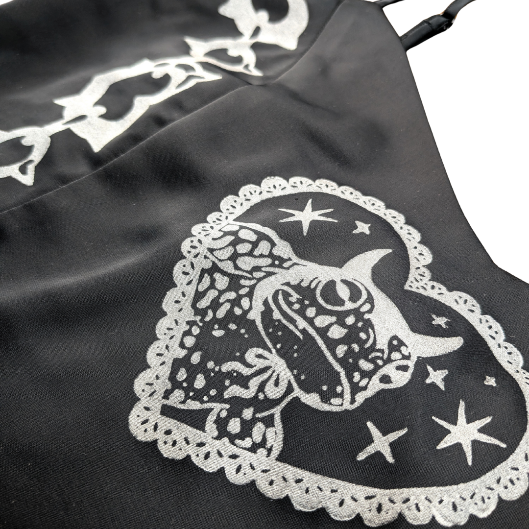 Black crop top with silver Devilish Toad & Chains [M]